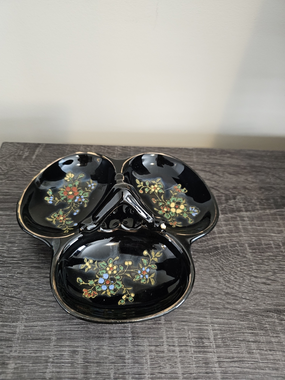 Vintage Japanese 3-section divided dish